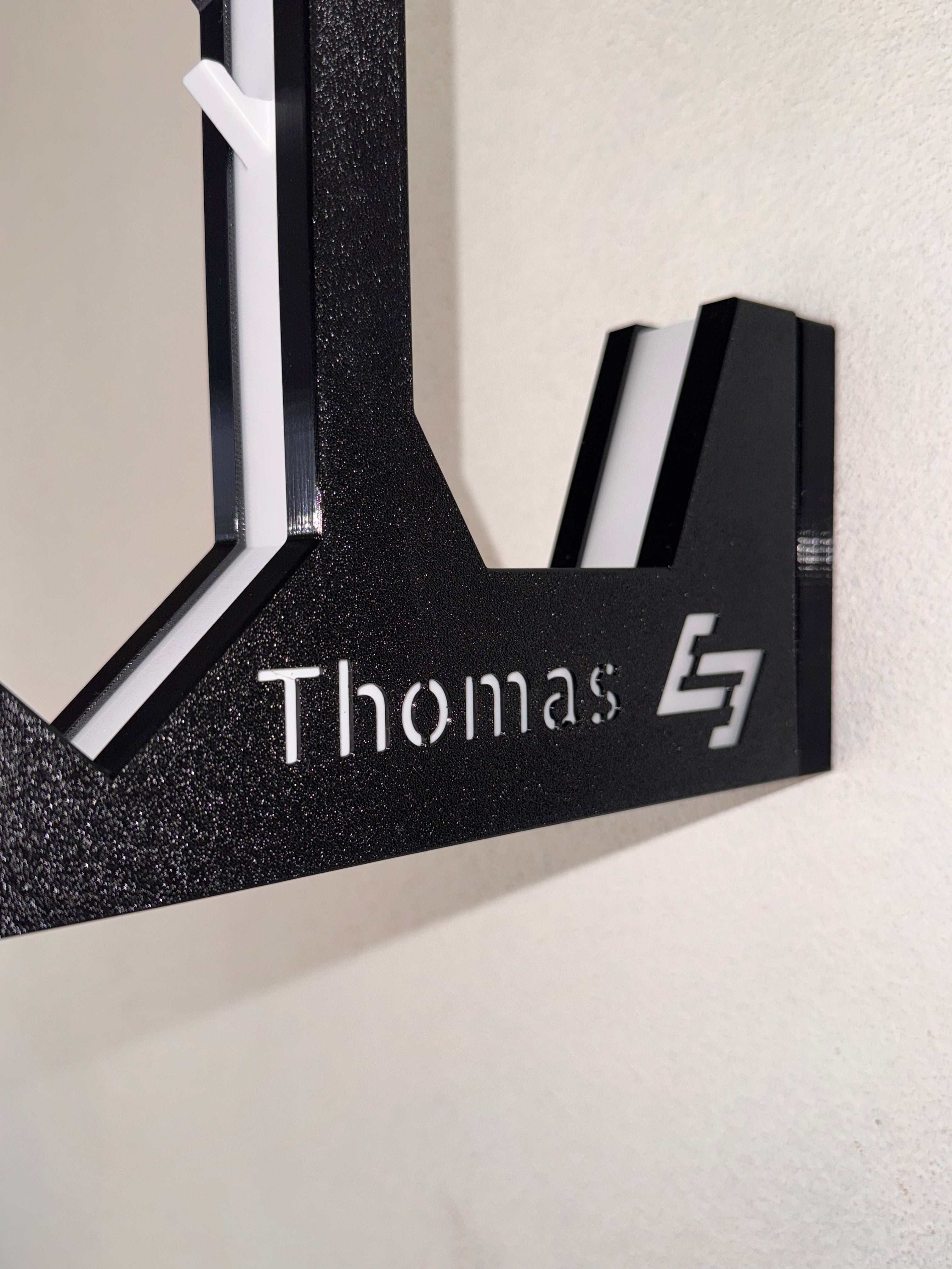 EvoHolder Helmhalterung Garderobe mit Gravur